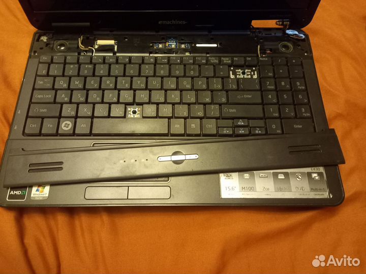 Ноутбук emachines E430