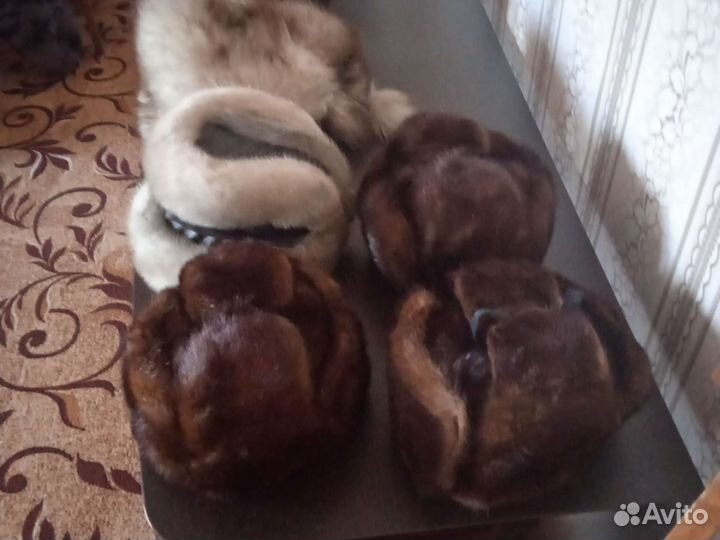 Женские норковые шапки