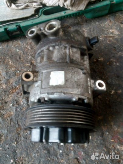 Компрессор кондиционера Опель 55703721 1.3D