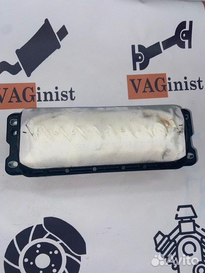 Подушка безопасности пассажира Vw Passat B7