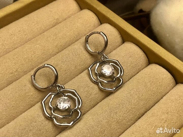 Серьги розочки ажурные