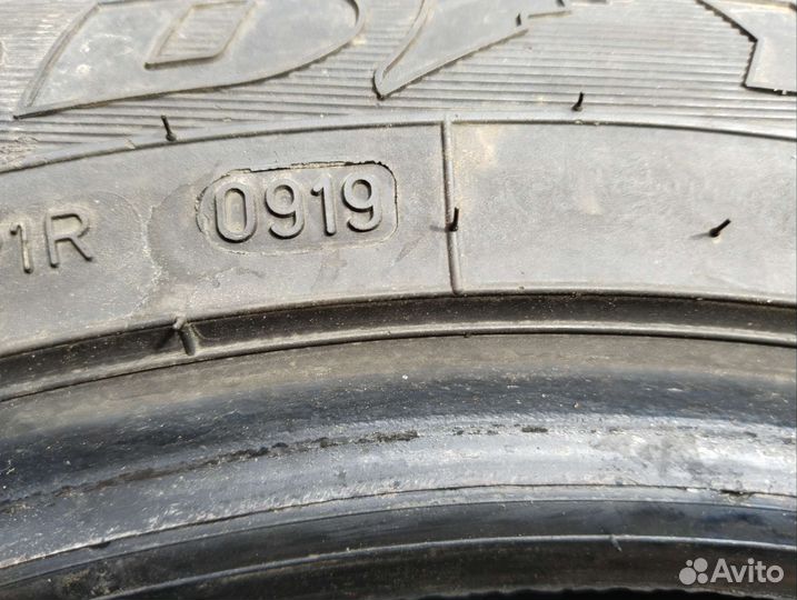 Goodyear Ultragrip 600 205/55 R16 94T