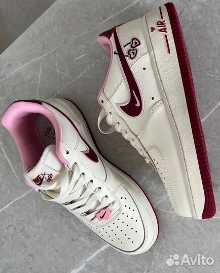 Nike air force 1 Valentine's day