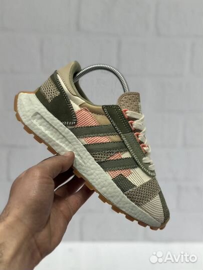 Кроссовки Adidas Retropy E5