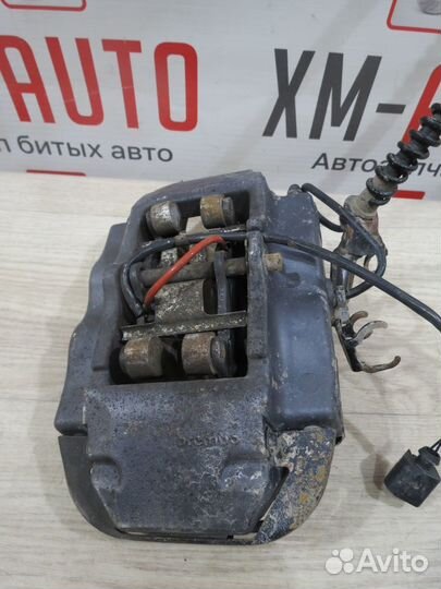 Суппорт тормозной задний правый Volkswagen Touareg