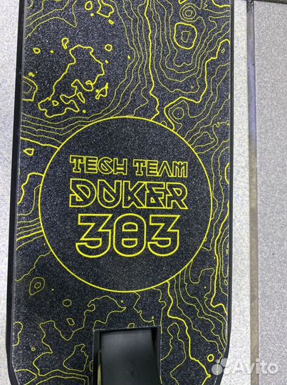 Трюковой самокат Тech Тeam DukeR 303
