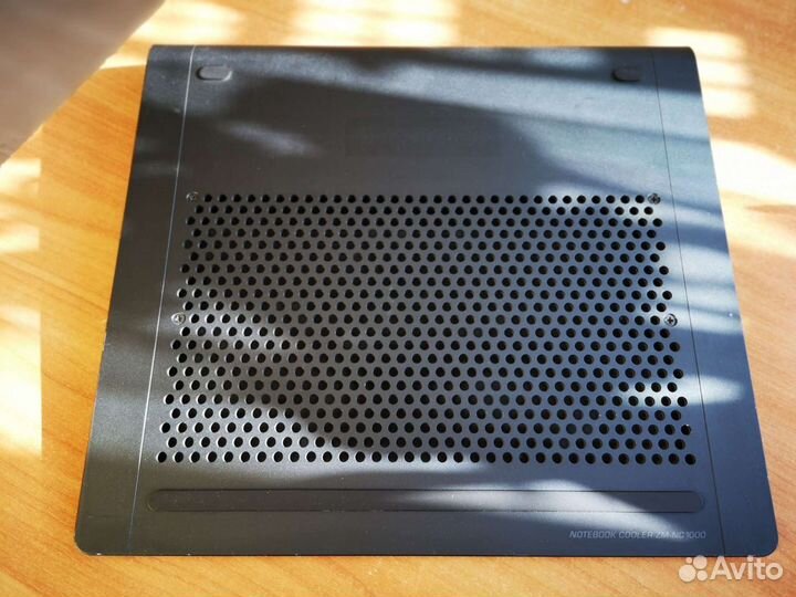 Подставка для охлаждения ноутбука