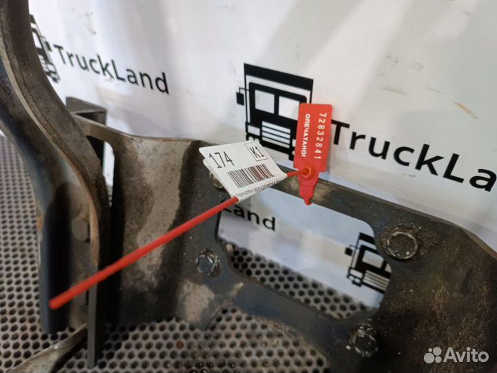 Кронштейн задних ресиверов в сборе Камаз 5490 NEO