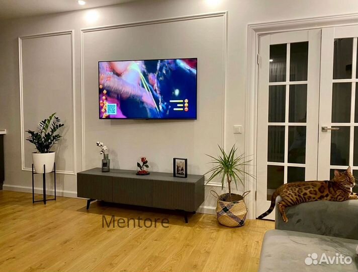 Тумба тв Bravo от производителя (на опорах)