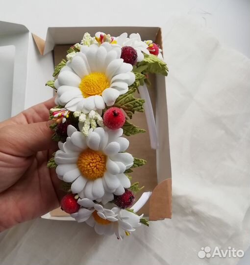 Ободок с ромашками