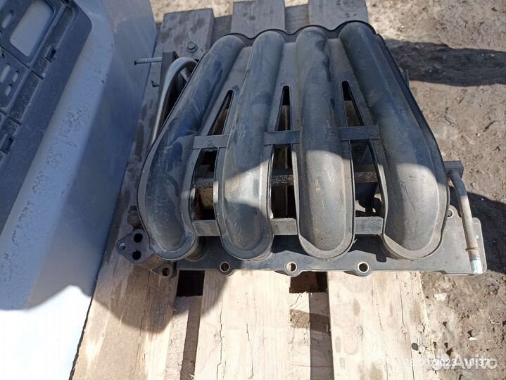 Коллектор впускной Daewoo Matiz 1.0