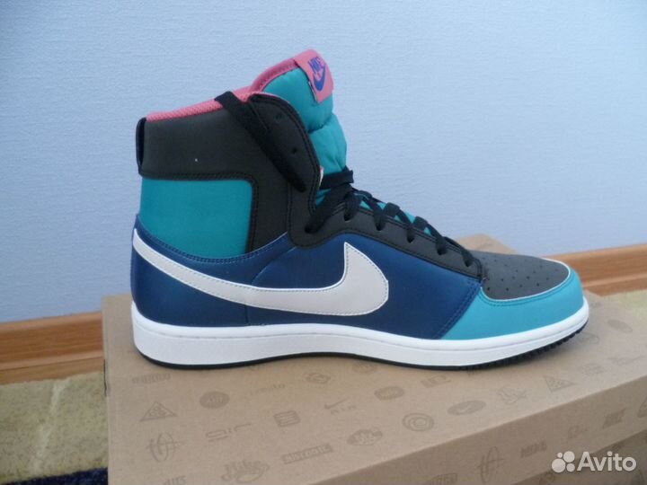 Nike dynasty high LE