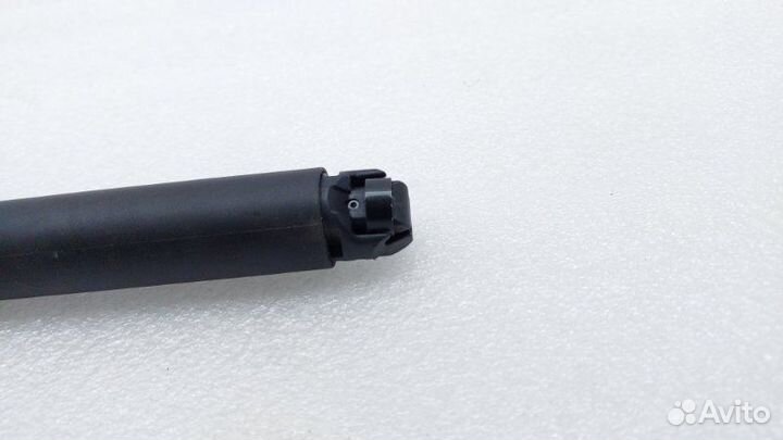 Б/У Амортизатор багажника Состояние отличное