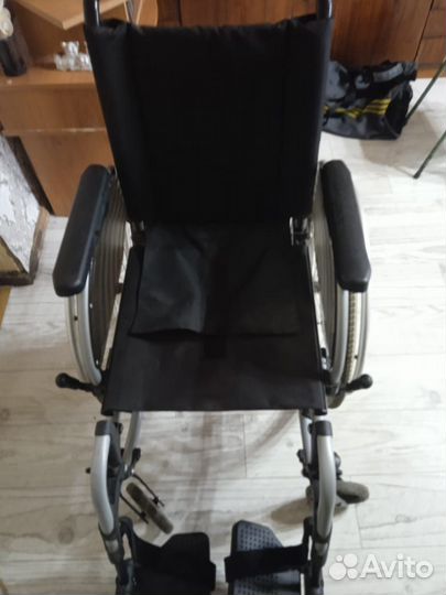 Инвалидное кресло коляска