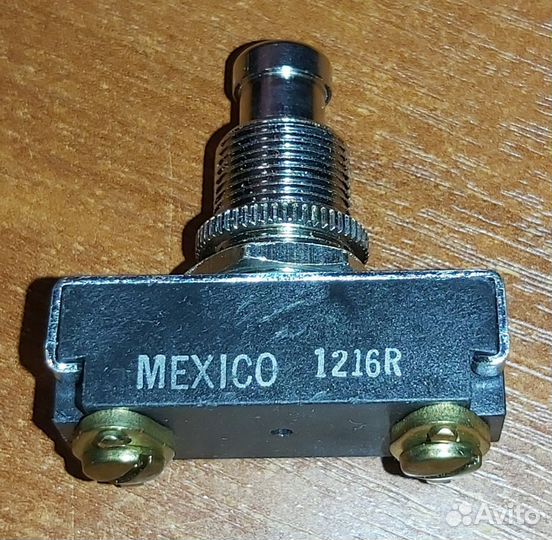 M&R Pushbutton switch 1010006