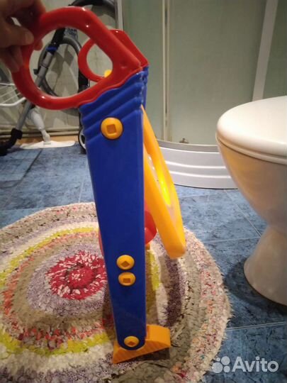 Сидушка на унитаз со ступенькой