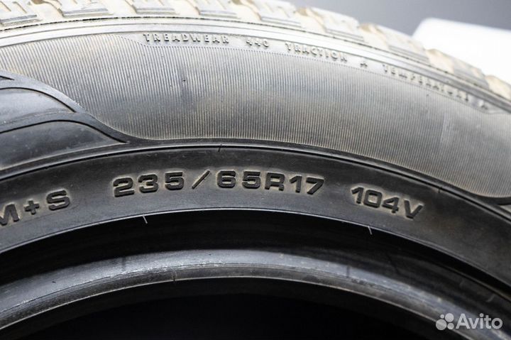 Goodyear EfficientGrip SUV 4x4 235/65 R17 104V