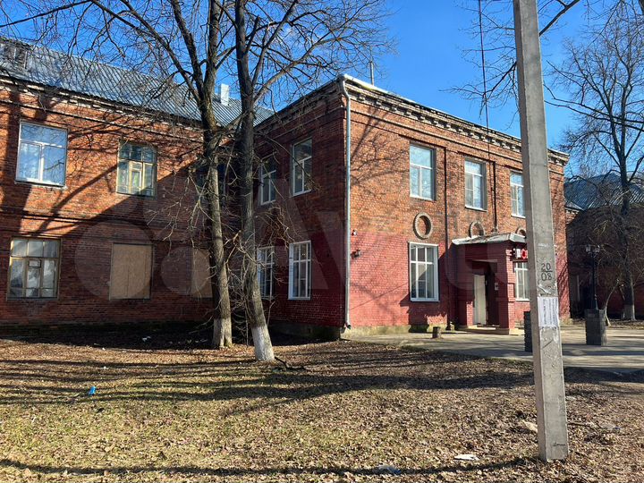 Комната 18 м² в 6-к., 2/2 эт.