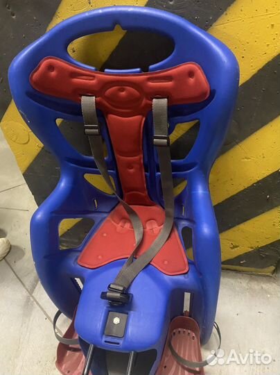 Детское кресло на велосипед