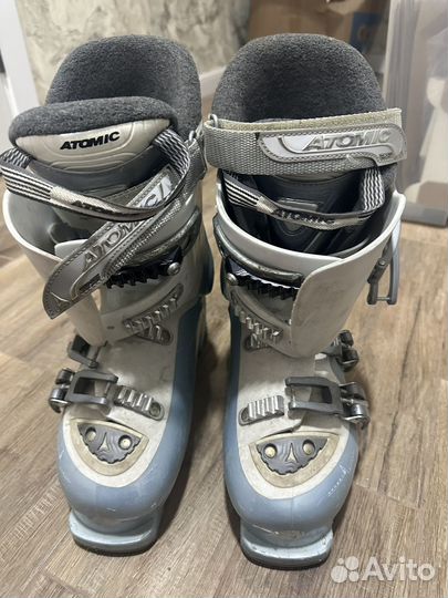 Горнолыжные ботинки