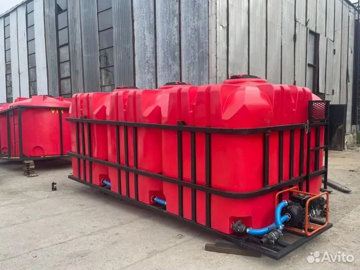 Пластиковые емкости для перевозки