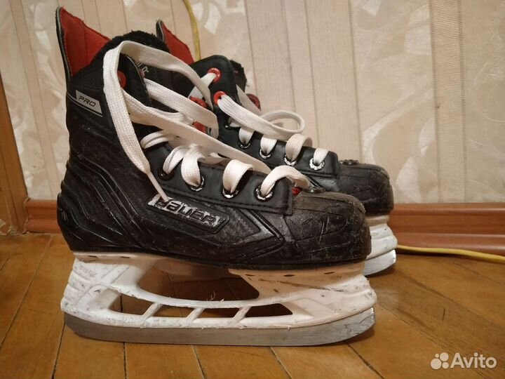 Хоккейные коньки bauer