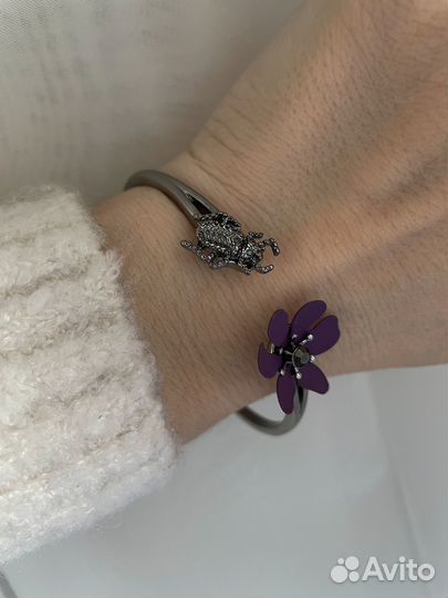 Новый браслет Vera Wang жук и цветок оригинал