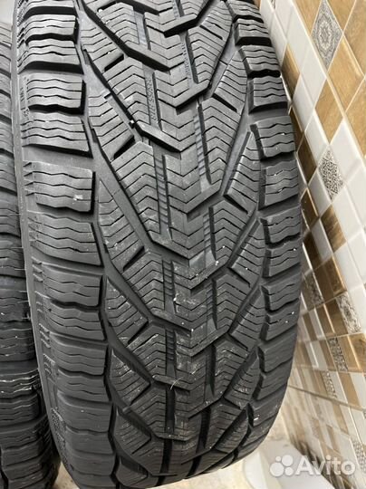 Tigar Winter 235/55 R18 104
