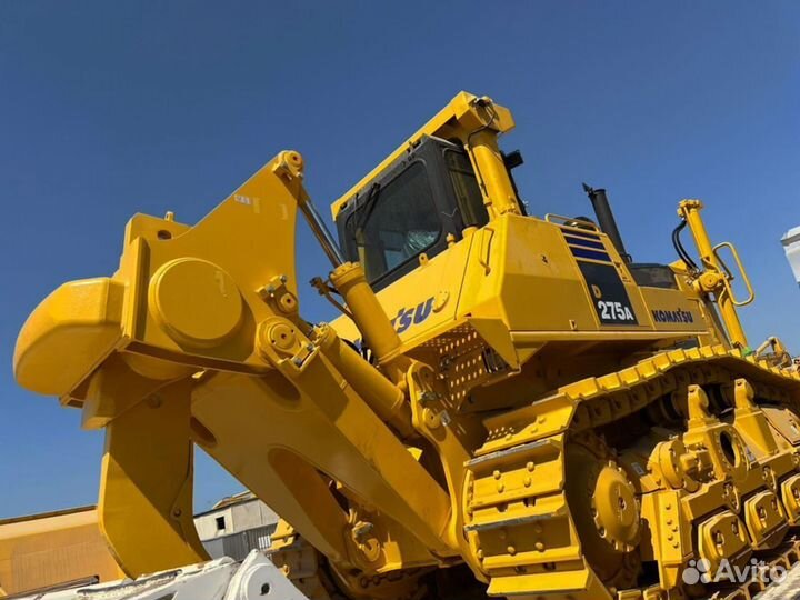 Komatsu D275A-5, 2024