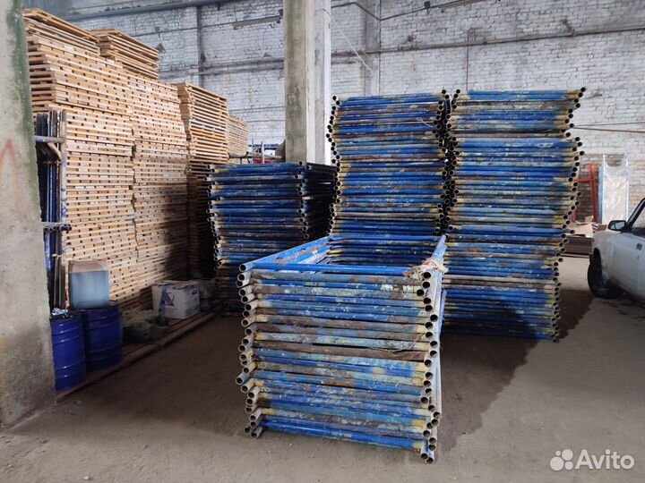 Леса строительные б/у