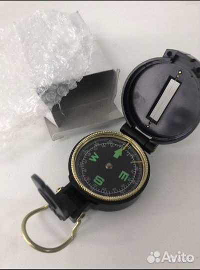 Компас жидкостный