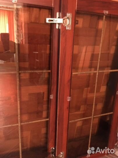 Дверь стеклянная 4 штуки,цена за одну