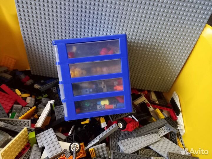 Конструктор лего