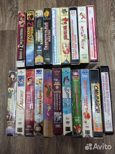 Видеокассеты с фильмами