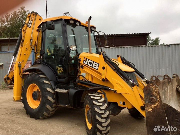 Машинист экскаватора погрузчика jcb