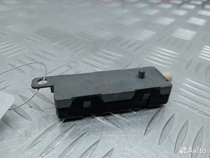 Усилитель антенны для Volkswagen Touareg 1