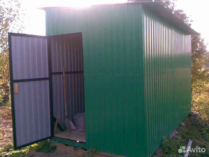 Бригада строителей