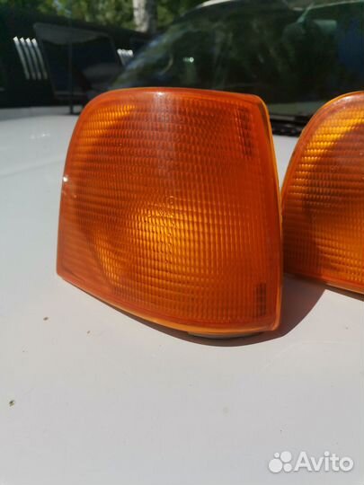 Поворотники для Ауди 100 с3