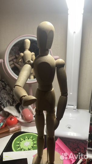 Деревянный манекен