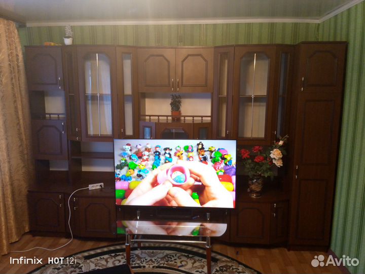 Стенка в гостиную