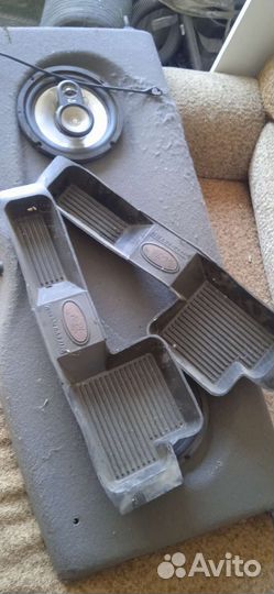 Боковые полики порогов коврики приора ваз