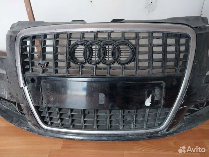 Решетка переднего бампера ауди S8 D3
