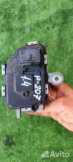 Дроссельная заслонка Peugeot 207 1.4