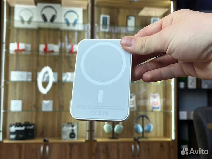 MagSafe battery Pack