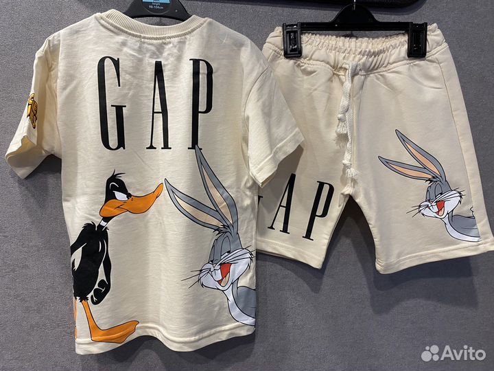 Костюм Новый на мальчика Gap