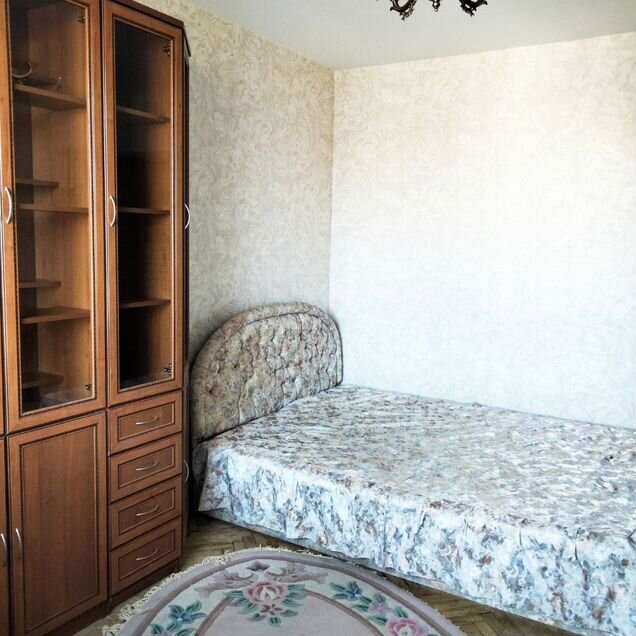 Комната 18 м² в 3-к., 6/9 эт.