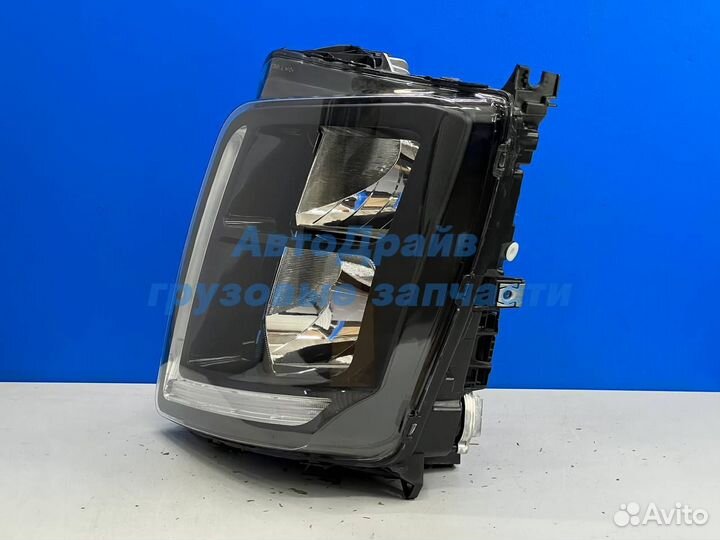 Фара Volvo FM4 левая