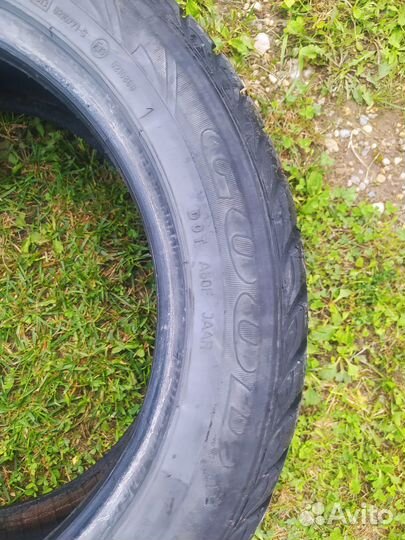 Goodyear UltraGrip 205/55 R16