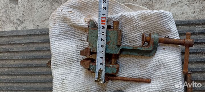 Тиски маленькие