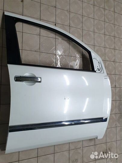 Стекло двери прав. перед. Infiniti Qx56, Armada